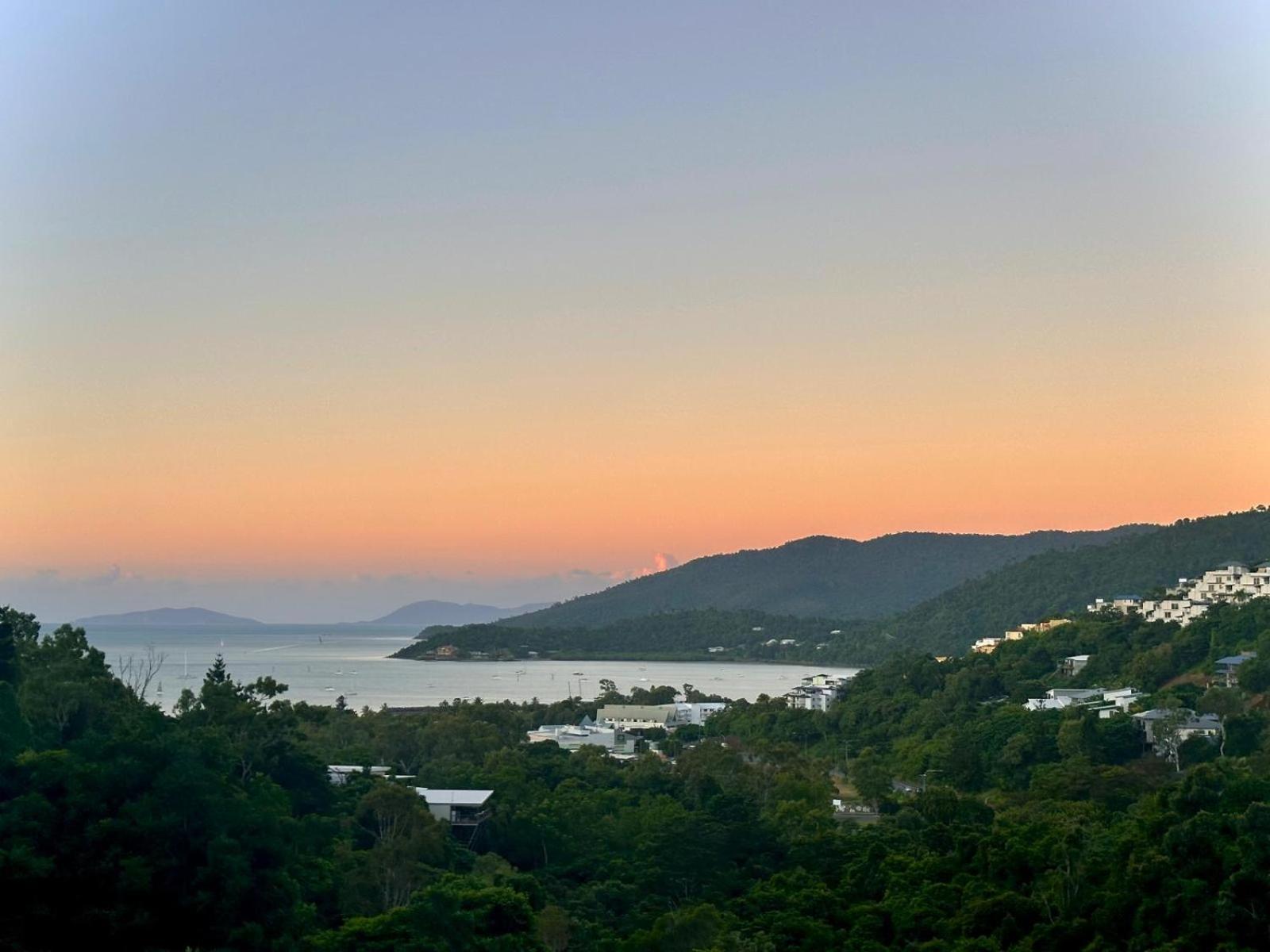 Airlie Summit Apartments Airlie Beach Buitenkant foto